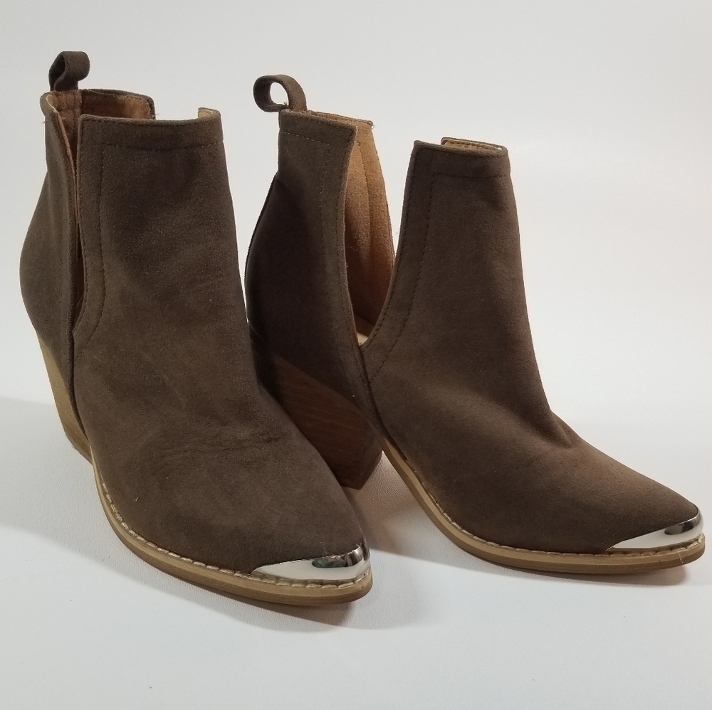 🕶️ Tan/Brown Booties size